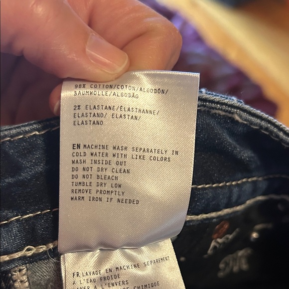 Miss Me Faded Blue Capri Jeans - Picture 9 of 12